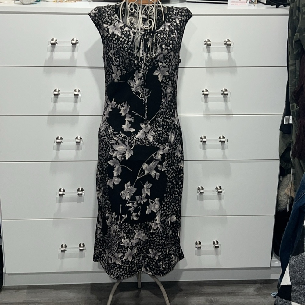 BCBG sleeveless dress, size S